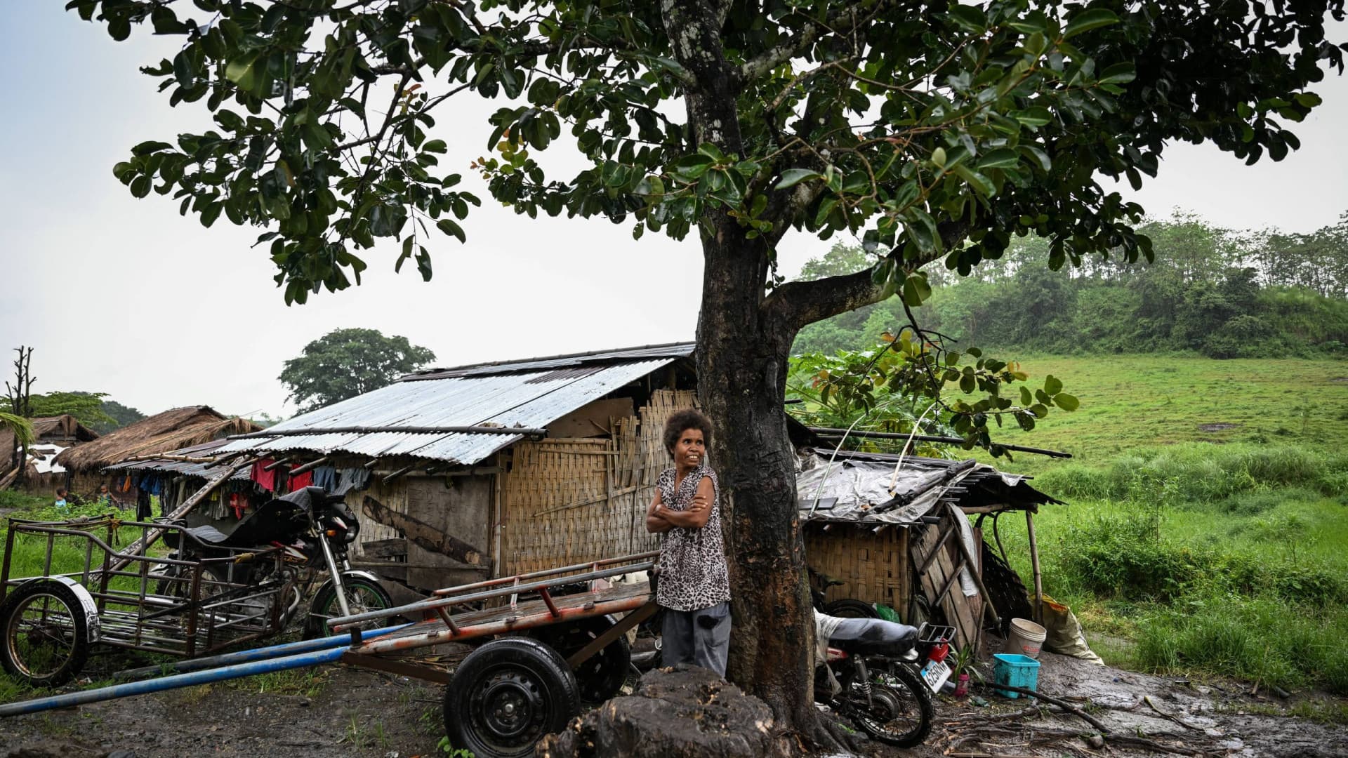 Aeta Hungey community members on their ancestral land in Capas, Tarlac