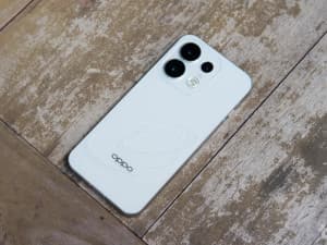 OPPO Reno16 Pro 5G Priced at ₱74,999 in the Philippines, Pre-Orders Run Until August 20