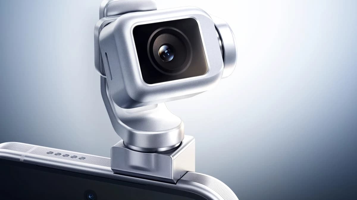 HONOR Robot Phone rear panel showing its retractable gimbal camera module