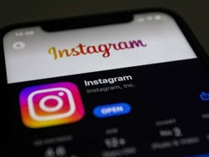 Meta's AI Support Chatbot Flaw Let Hackers Commandeer 20,000 Instagram Accounts