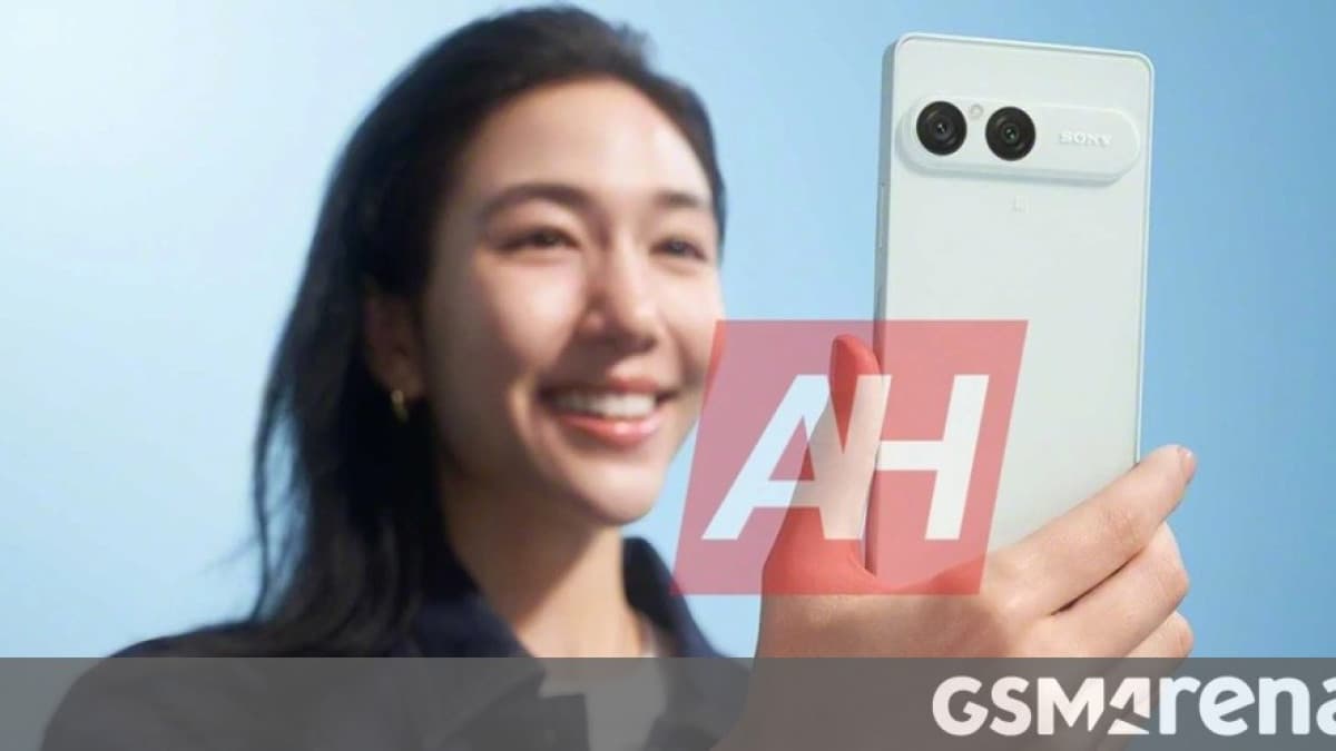 Leaked render of the Sony Xperia 10 VIII showing its horizontal dual-camera bar
