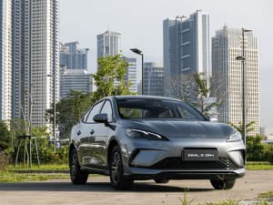 BYD Seal 5 DM-i Arrives in PH at ₱948,000 With a Claimed 2,181km Combined Range