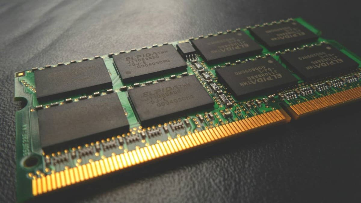 DDR2 RAM memory modules on a circuit board