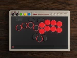 8BitDo Arcade Controller Pro Revealed: Leverless Fight Pad With Built-In Display Debuts at EVO 2026