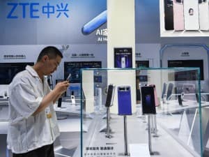 Agentic Phones at WAIC 2026: Why Alibaba, Tencent and JD Keep Blocking AI Agents