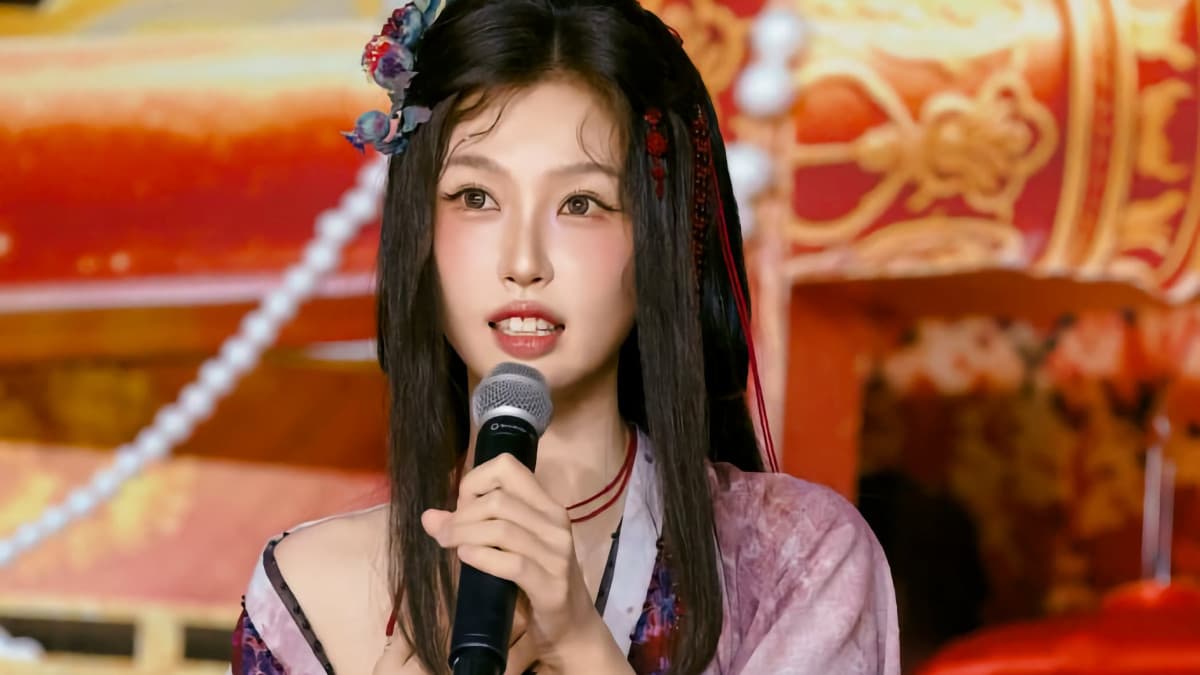 Xianxia costume first look for the Chinese drama The Immortal Bone starring Yu Shuxin and Hou Minghao
